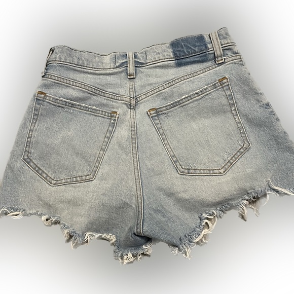 Abercrombie 90s Cutoff Denim Shorts - Picture 3 of 5